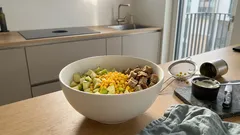 Apfel-Mais-Salat mit Croutons: In drei Minuten gemacht – und sieht nach mehr aus